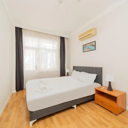 Chic Flat W Balcony 3 Min To Beach In Анталья