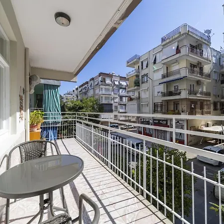 Chic Flat W Balcony 3 Min To Beach In * Antalya